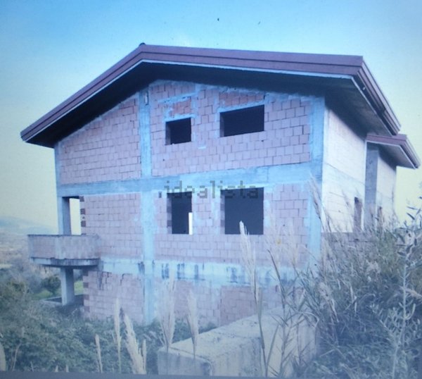 casa indipendente in vendita ad Ausonia