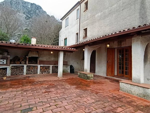 casa indipendente in vendita ad Ausonia