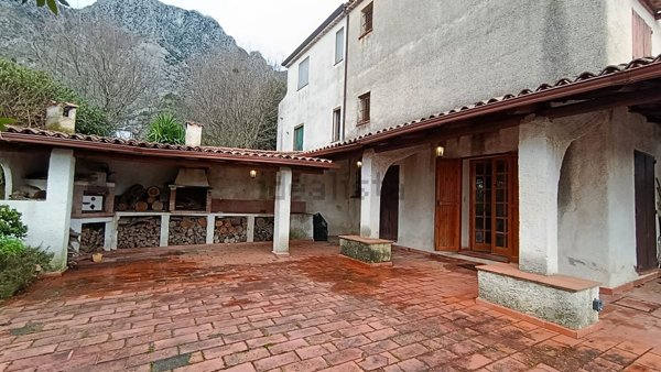 casa indipendente in vendita ad Ausonia