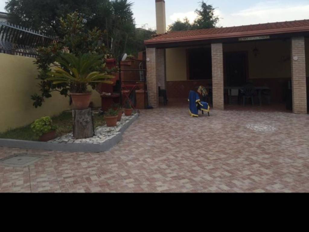 casa indipendente in vendita ad Ausonia