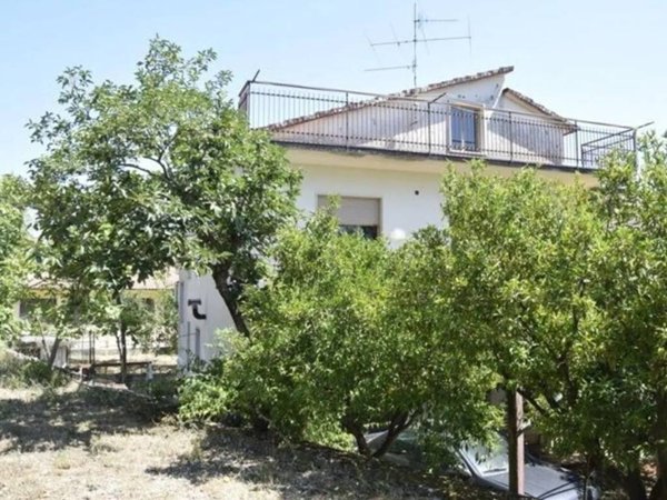 casa indipendente in vendita ad Ausonia