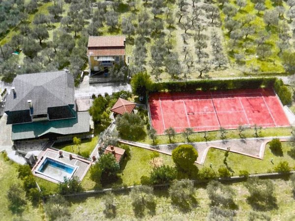casa indipendente in vendita a Boville Ernica in zona Brecciaro