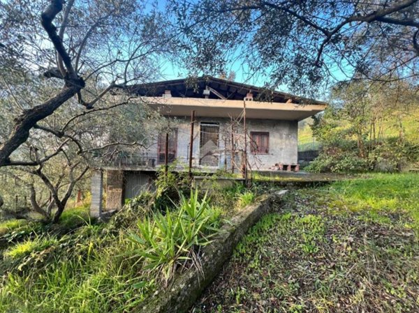 casa indipendente in vendita a Boville Ernica in zona San Lucio