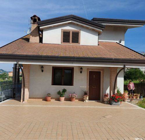 casa indipendente in vendita a Boville Ernica