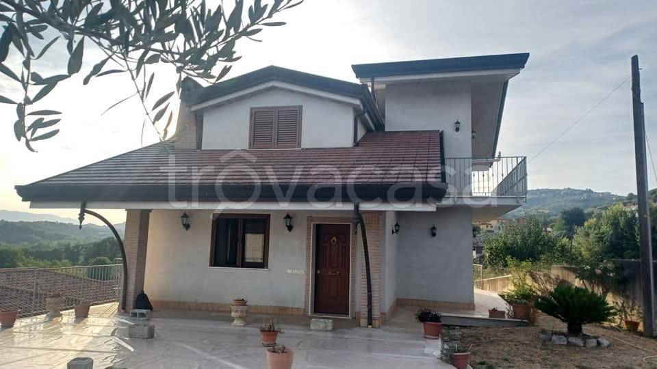casa indipendente in vendita a Boville Ernica
