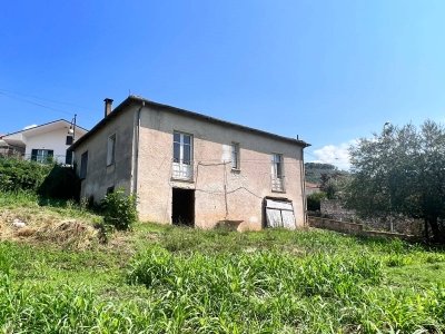 casa indipendente in vendita a Broccostella