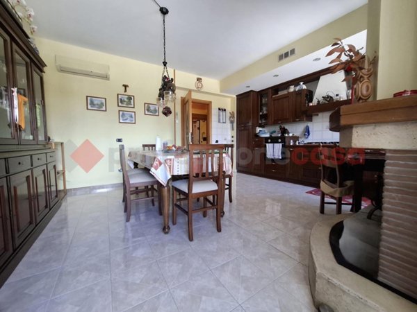 appartamento in vendita a Broccostella