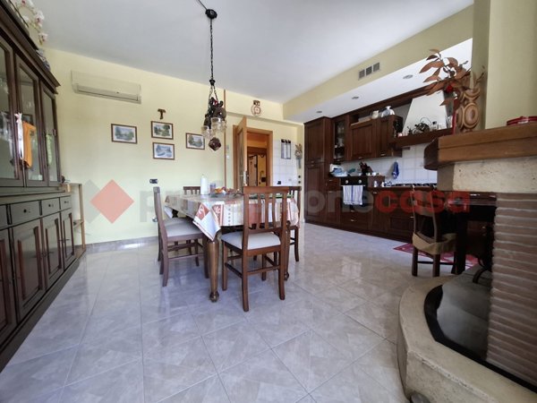appartamento in vendita a Broccostella