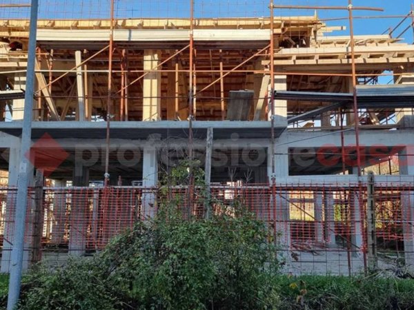 casa indipendente in vendita a Broccostella