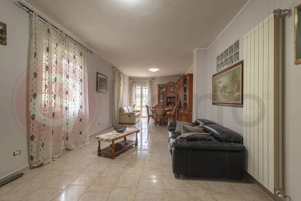 casa indipendente in vendita a Broccostella