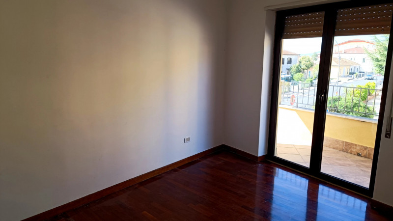 ufficio in vendita a Broccostella