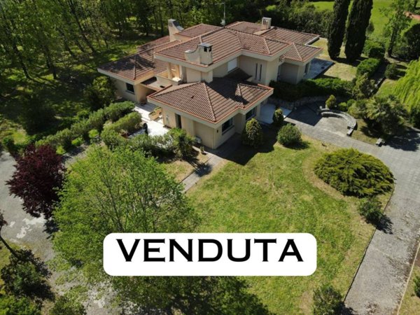 casa indipendente in vendita a Broccostella