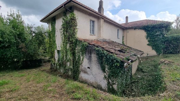 casa indipendente in vendita a Broccostella