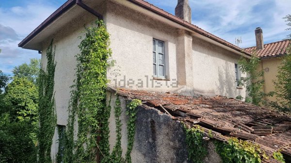 appartamento in vendita a Broccostella