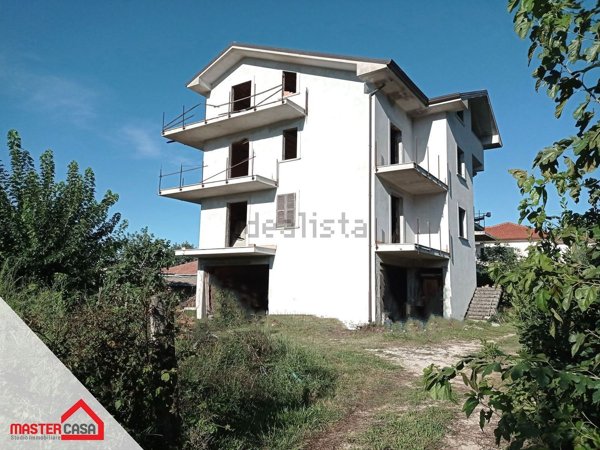 appartamento in vendita a Broccostella in zona Madonna della Stella