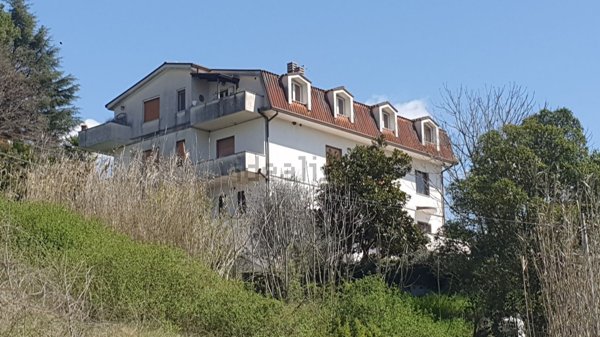 appartamento in vendita a Broccostella in zona Ponte Tapino.