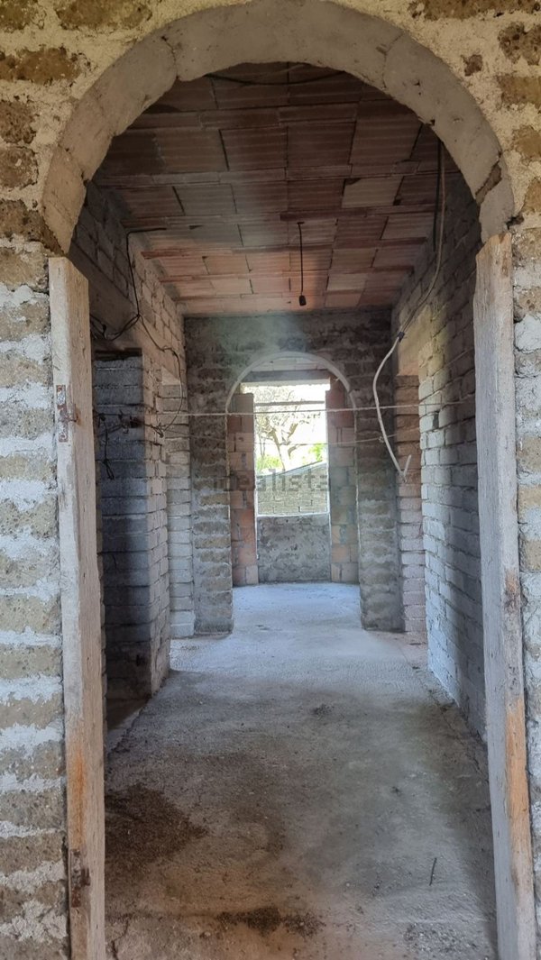 appartamento in vendita a Broccostella in zona Schito