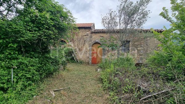 casa indipendente in vendita a Broccostella