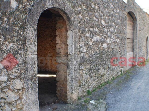 intera palazzina in vendita a Campoli Appennino