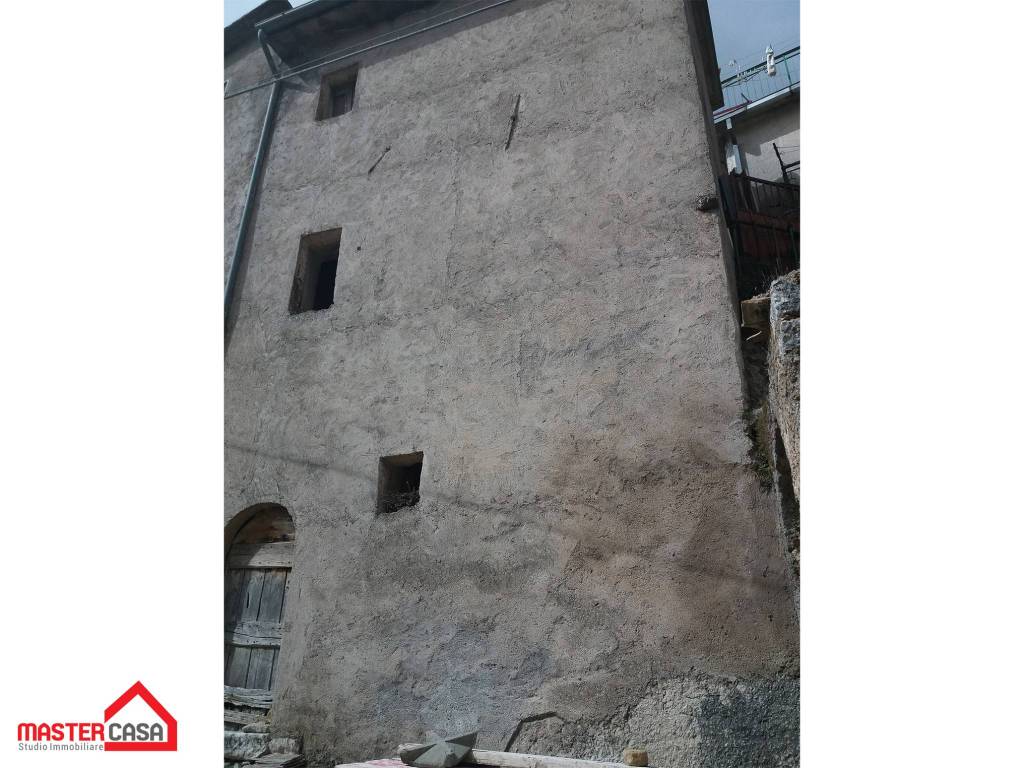 appartamento in vendita a Campoli Appennino