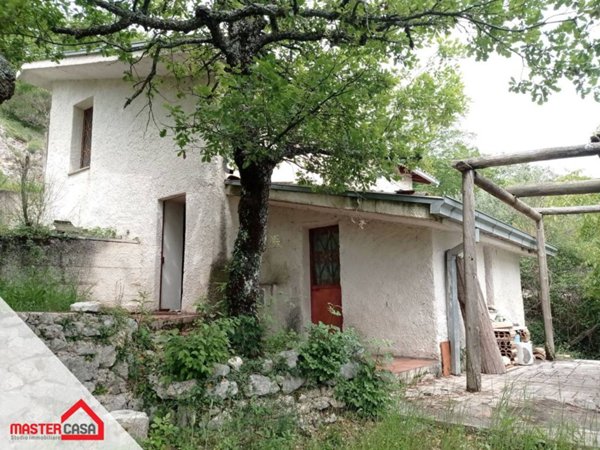 appartamento in vendita a Campoli Appennino