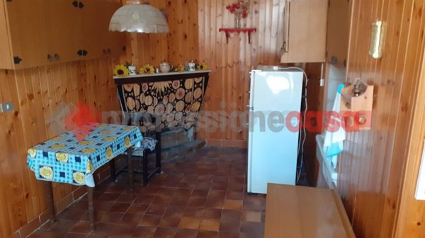 appartamento in vendita a Campoli Appennino