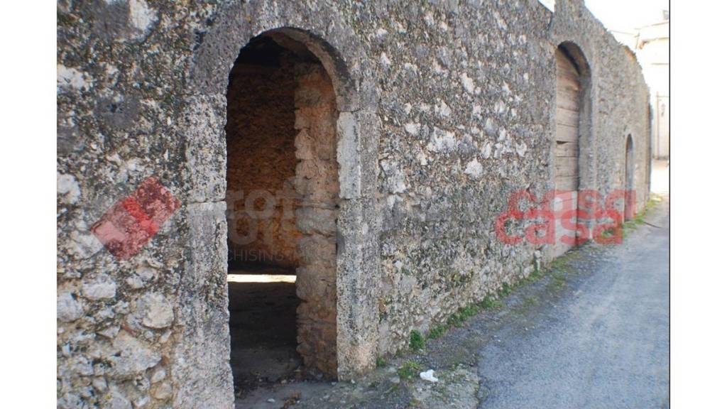 casa semindipendente in vendita a Campoli Appennino