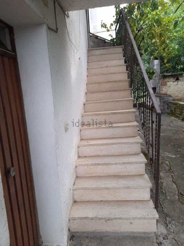 appartamento in vendita a Campoli Appennino