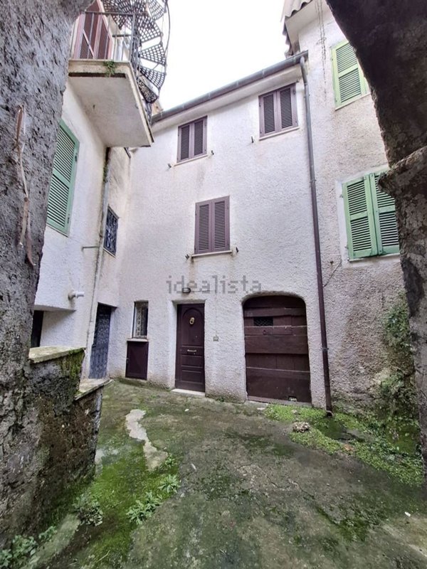 appartamento in vendita a Campoli Appennino