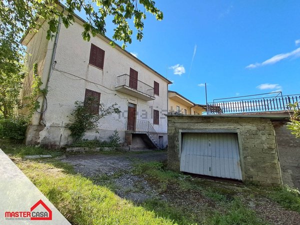 appartamento in vendita a Campoli Appennino