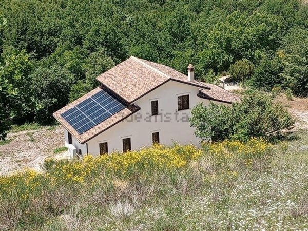 pentavano in vendita a Campoli Appennino