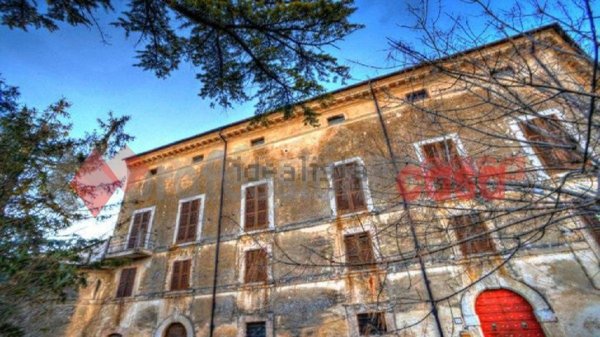 casa indipendente in vendita a Campoli Appennino