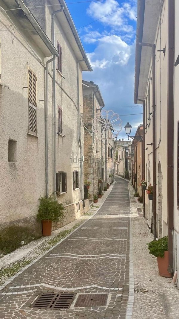 appartamento in vendita a Campoli Appennino