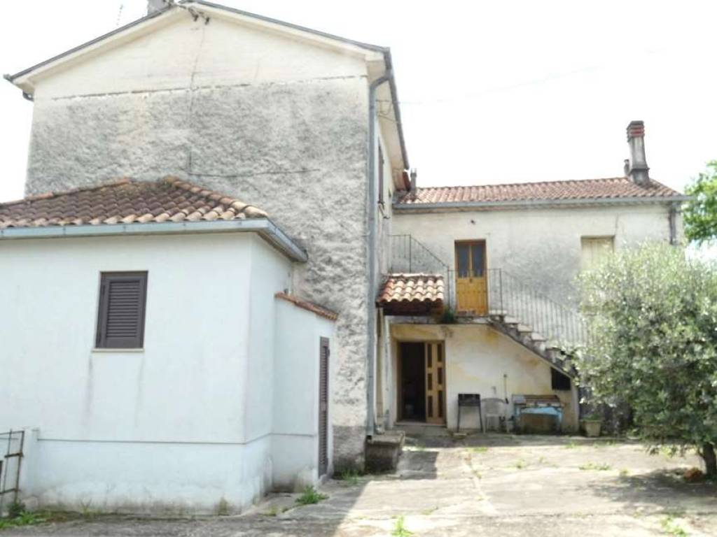casa indipendente in vendita a Casalvieri