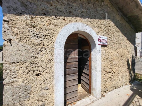 casa indipendente in vendita a Casalvieri in zona Roselli