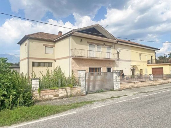 casa indipendente in vendita a Casalvieri in zona Mole Nuove