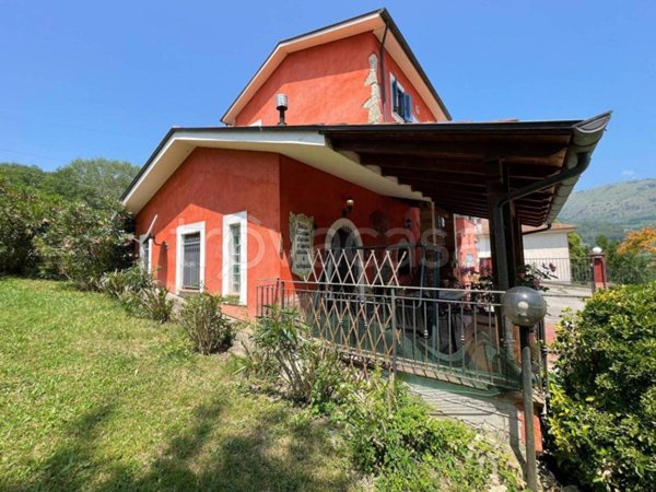 casa indipendente in vendita a Casalvieri in zona Marchetta