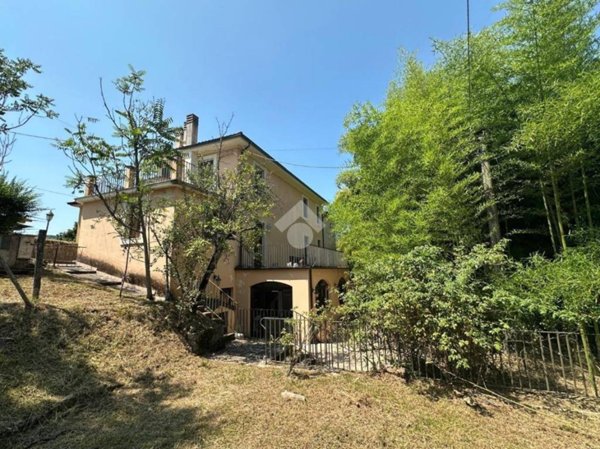 casa indipendente in vendita a Casalvieri in zona Morina