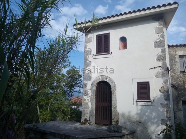 appartamento in vendita a Casalvieri in zona Grotte dell'Acqua