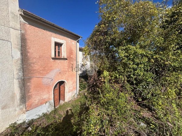 quadrivano in vendita a Casalvieri in zona Fallena