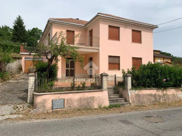casa indipendente in vendita a Casalvieri
