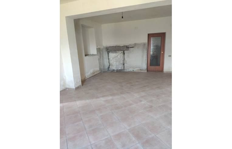 casa indipendente in vendita a Casalvieri in zona Roselli