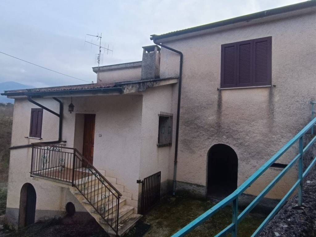casa indipendente in vendita a Casalvieri