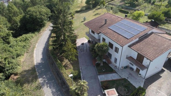 casa indipendente in vendita a Casalvieri in zona Fallena