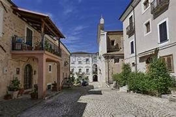 casa indipendente in vendita a Casalvieri in zona Marchetta