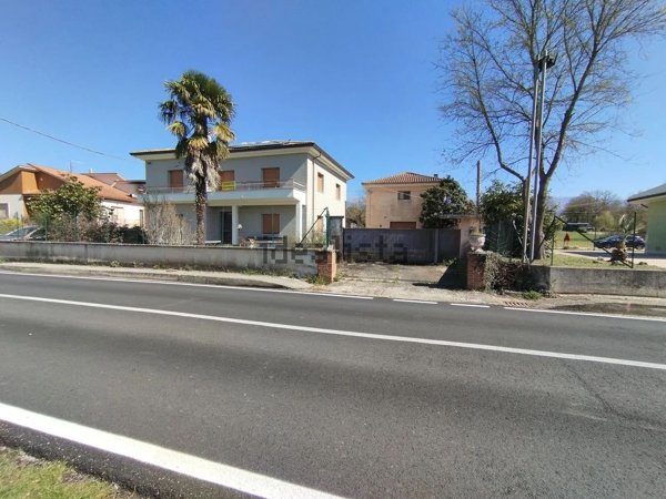 casa indipendente in vendita a Casalvieri in zona Serravoglia