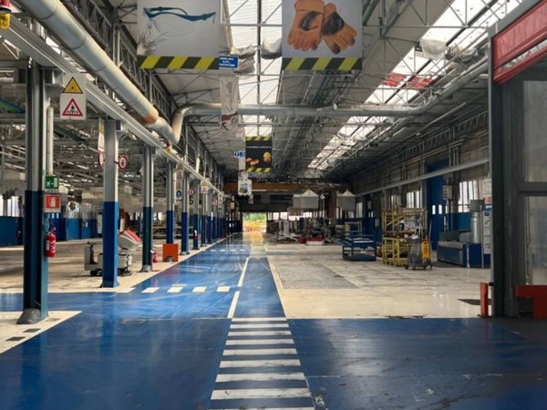 locale commerciale in vendita a Cassino