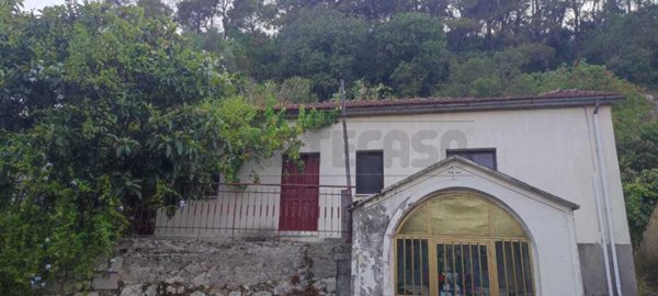 casa indipendente in vendita a Cassino