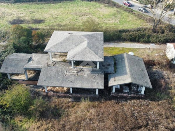 casa indipendente in vendita a Cassino in zona San Pasquale