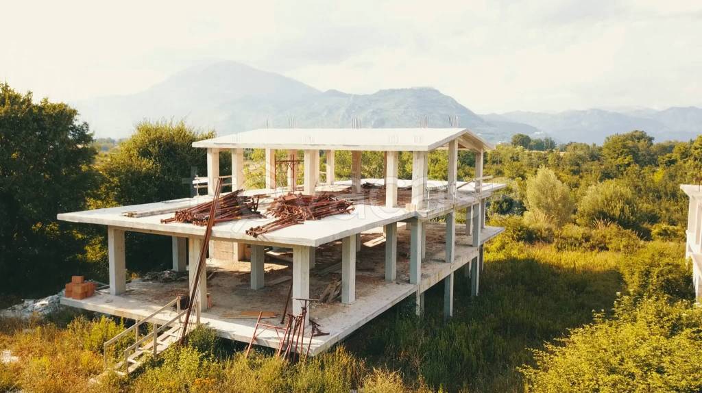 casa indipendente in vendita a Cassino in zona Sant'Angelo in Theodice